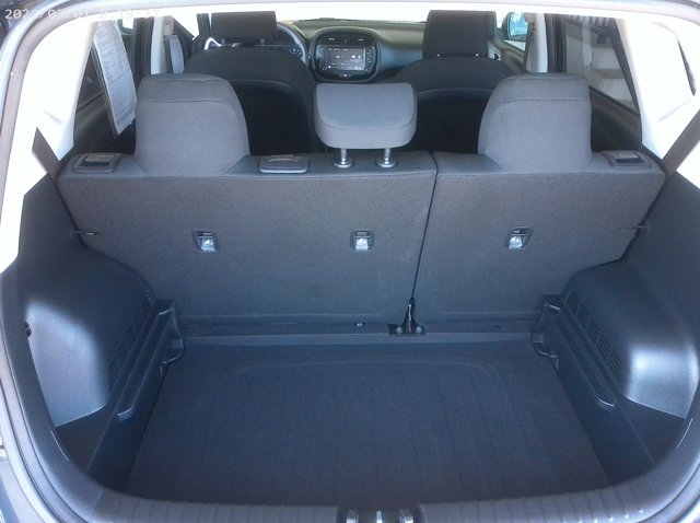 Vehicle image 24 of 29