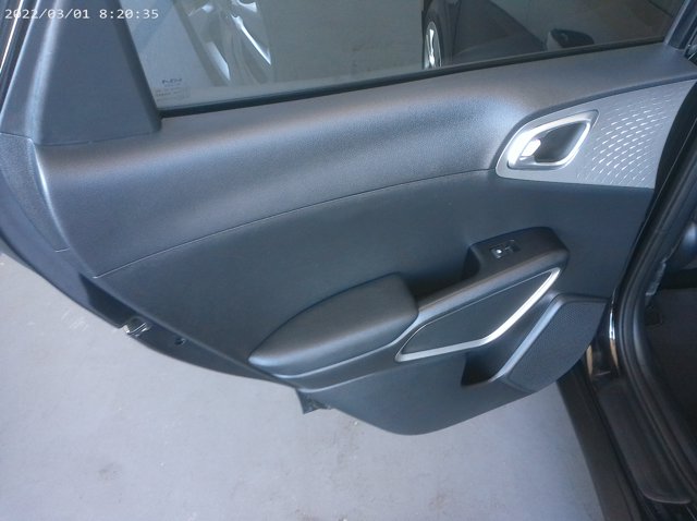 Vehicle image 27 of 29