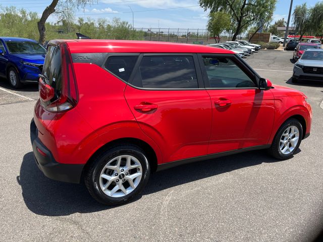Vehicle image 5 of 28