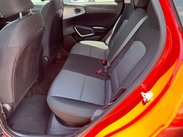 Vehicle image 16 of 28