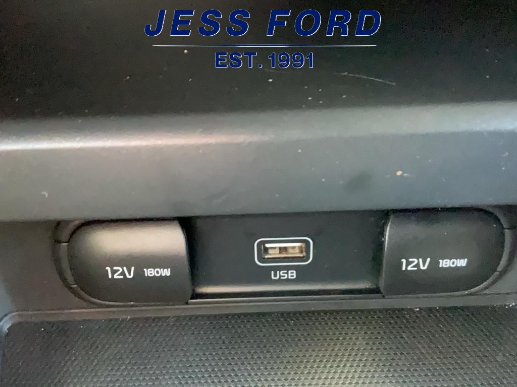 Vehicle image 17 of 17