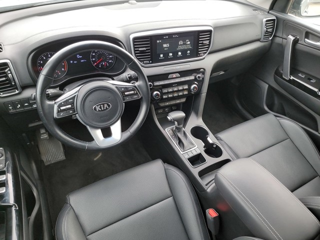 Vehicle image 21 of 43