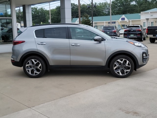 Vehicle image 5 of 43