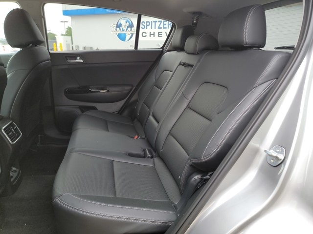 Vehicle image 14 of 43