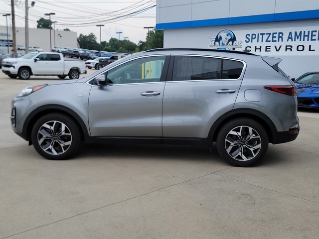 Vehicle image 9 of 43