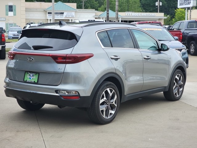 Vehicle image 6 of 43