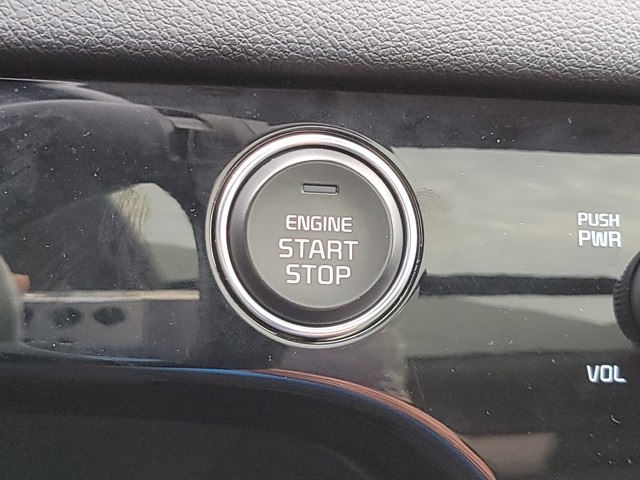 Vehicle image 38 of 43