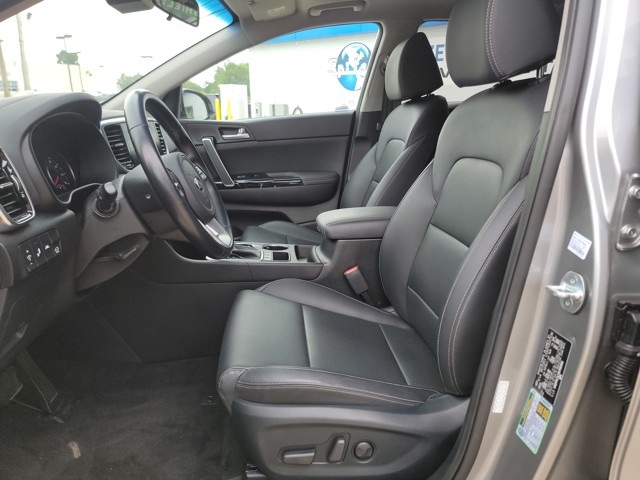 Vehicle image 15 of 43