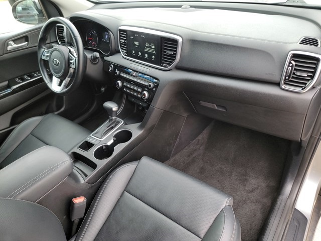 Vehicle image 18 of 43