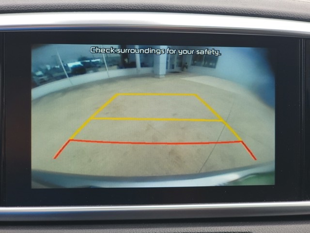 Vehicle image 27 of 43