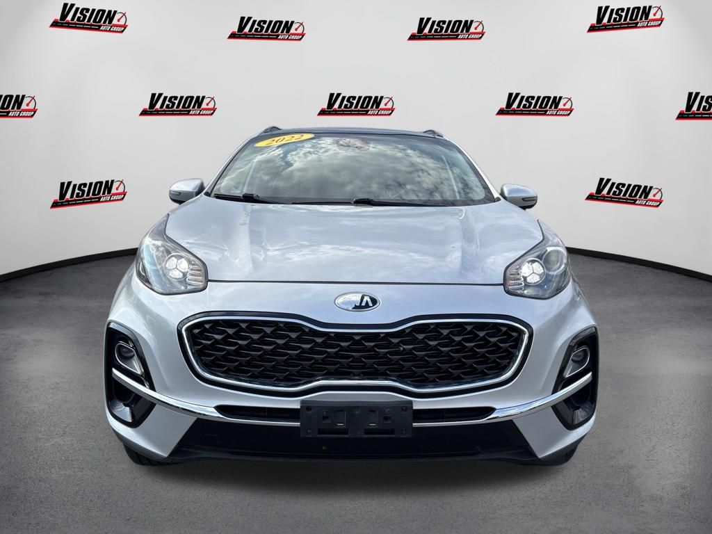 2022 Kia Sportage EX Image 2 of 31