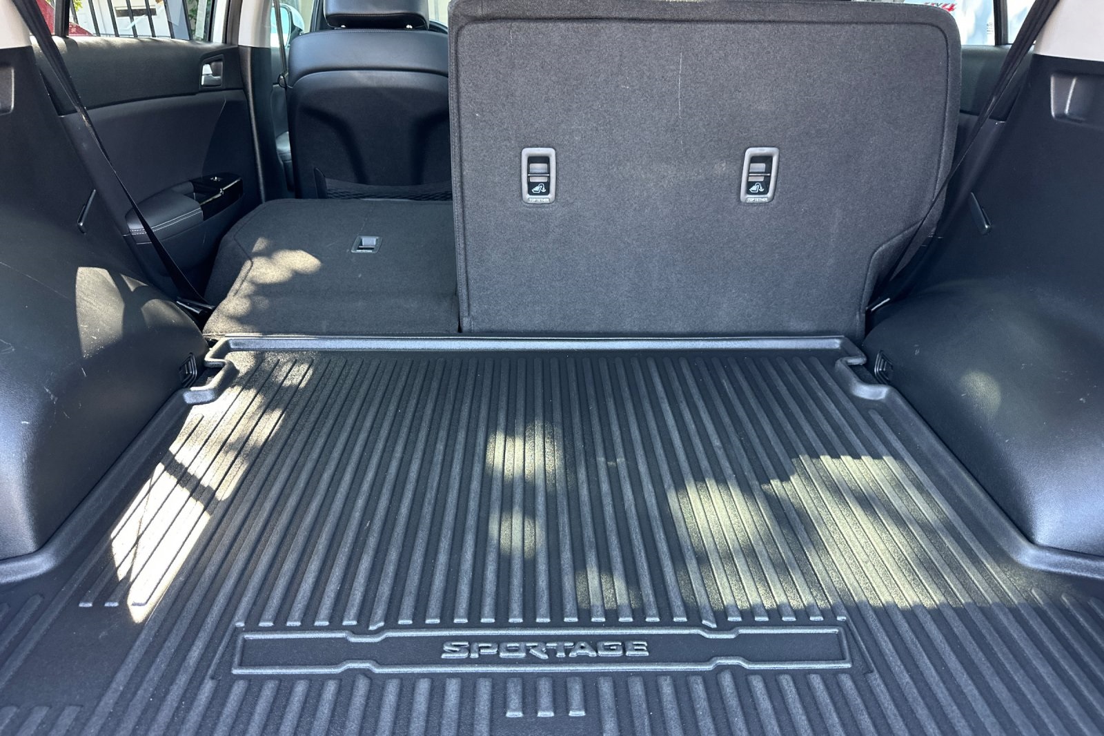 Vehicle image 15 of 30