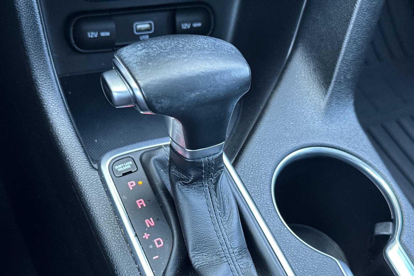 Vehicle image 21 of 30