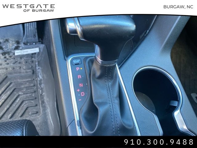 Vehicle image 22 of 31
