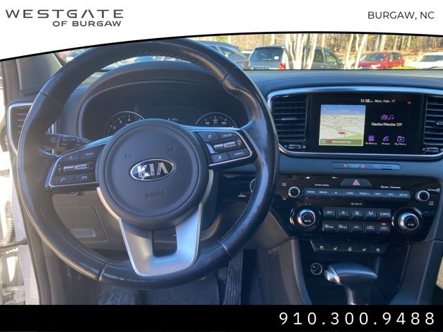 Vehicle image 19 of 31