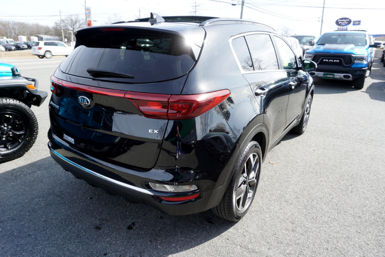 Vehicle image 3 of 22
