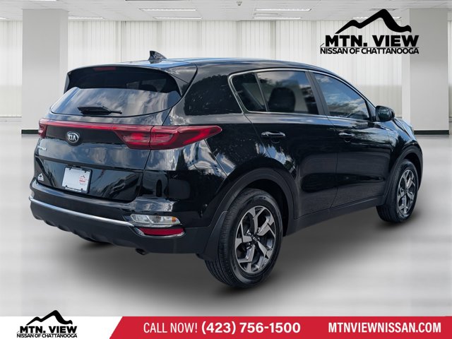 Vehicle image 5 of 21