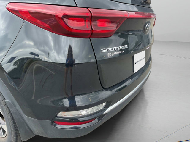 Vehicle image 11 of 45