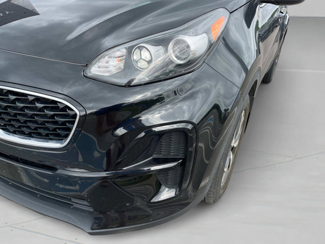 Vehicle image 34 of 45