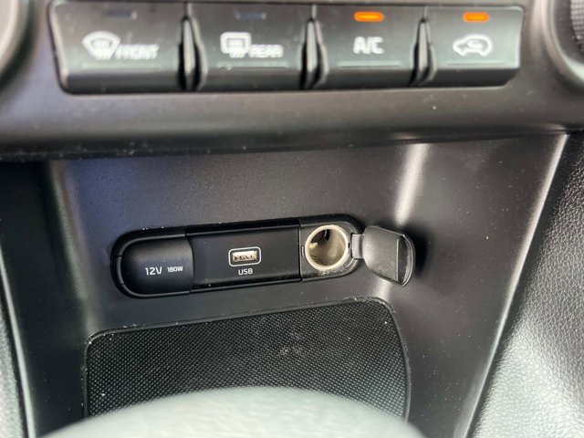 Vehicle image 37 of 45