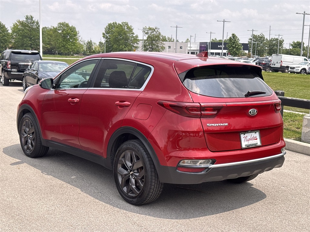 Vehicle image 6 of 31