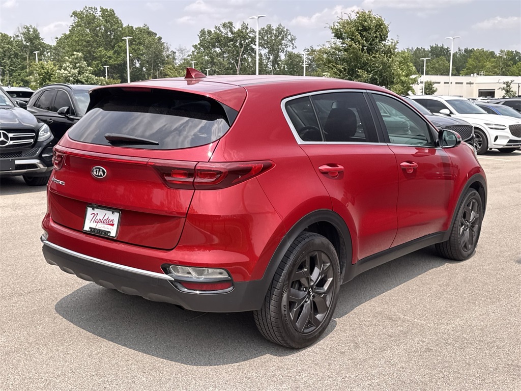 Vehicle image 5 of 31