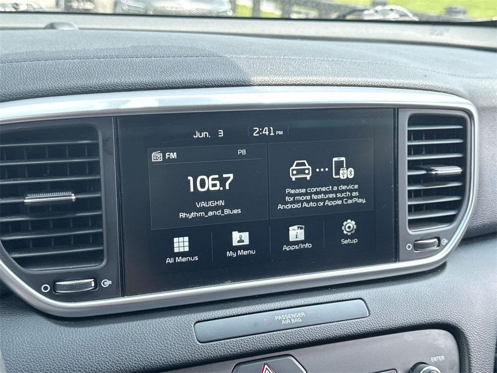 Vehicle image 24 of 31