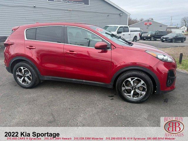 2022 Kia Sportage LX Image 1 of 10