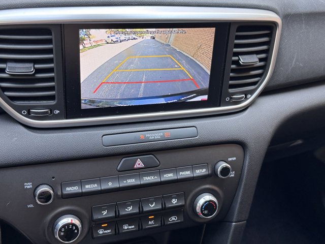 Vehicle image 22 of 47