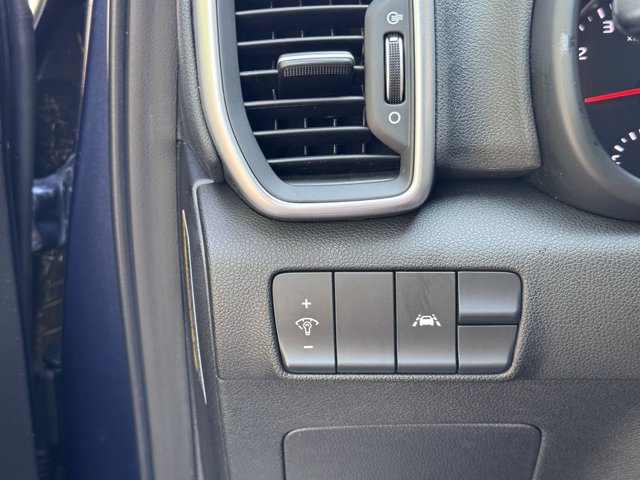 Vehicle image 26 of 47