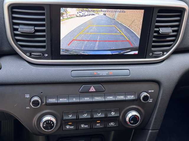 Vehicle image 21 of 47
