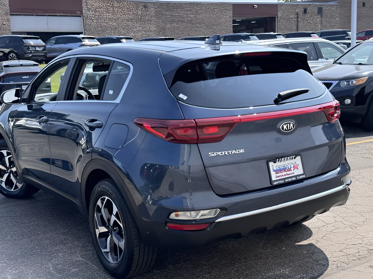 Vehicle image 46 of 47