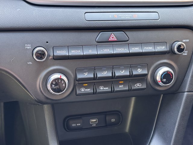Vehicle image 34 of 47
