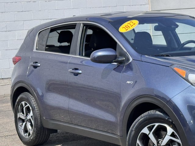 Vehicle image 7 of 47