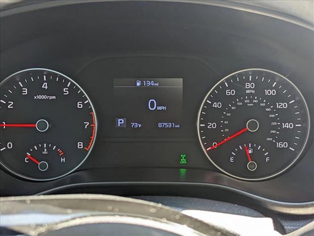 Vehicle image 18 of 24