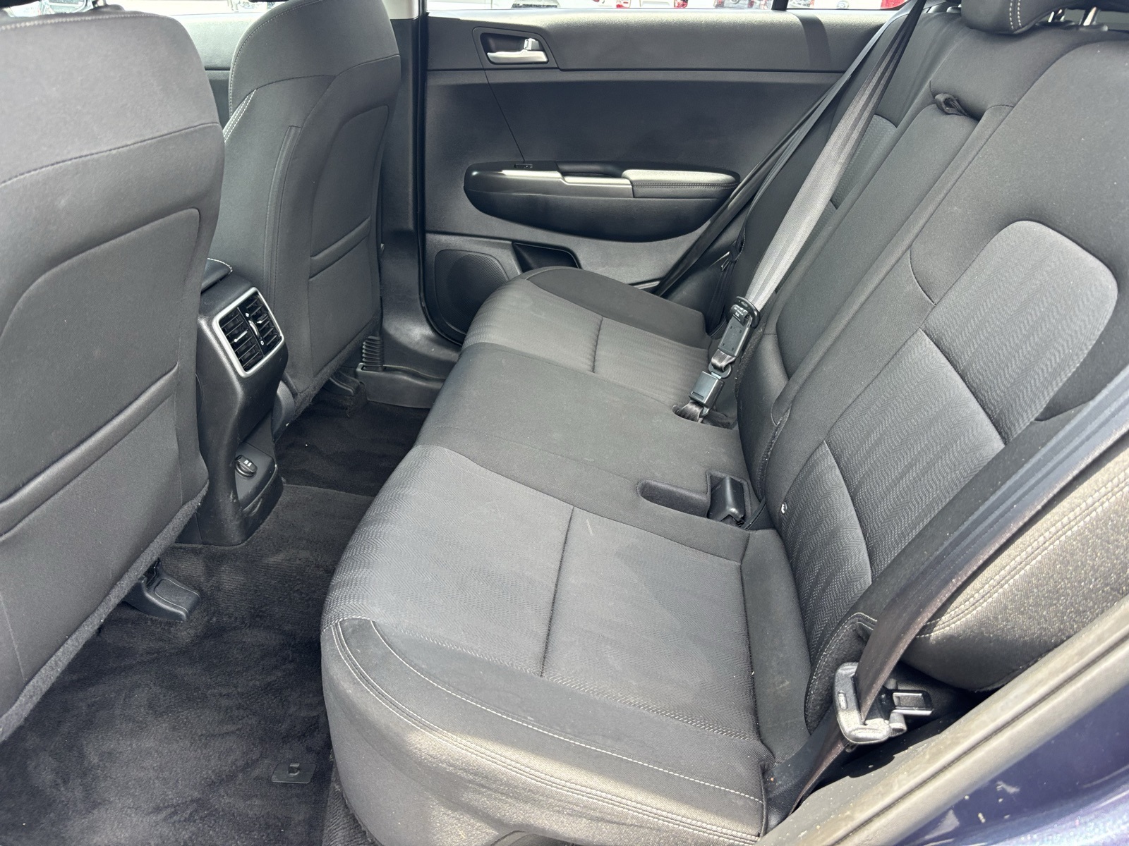 Vehicle image 9 of 25