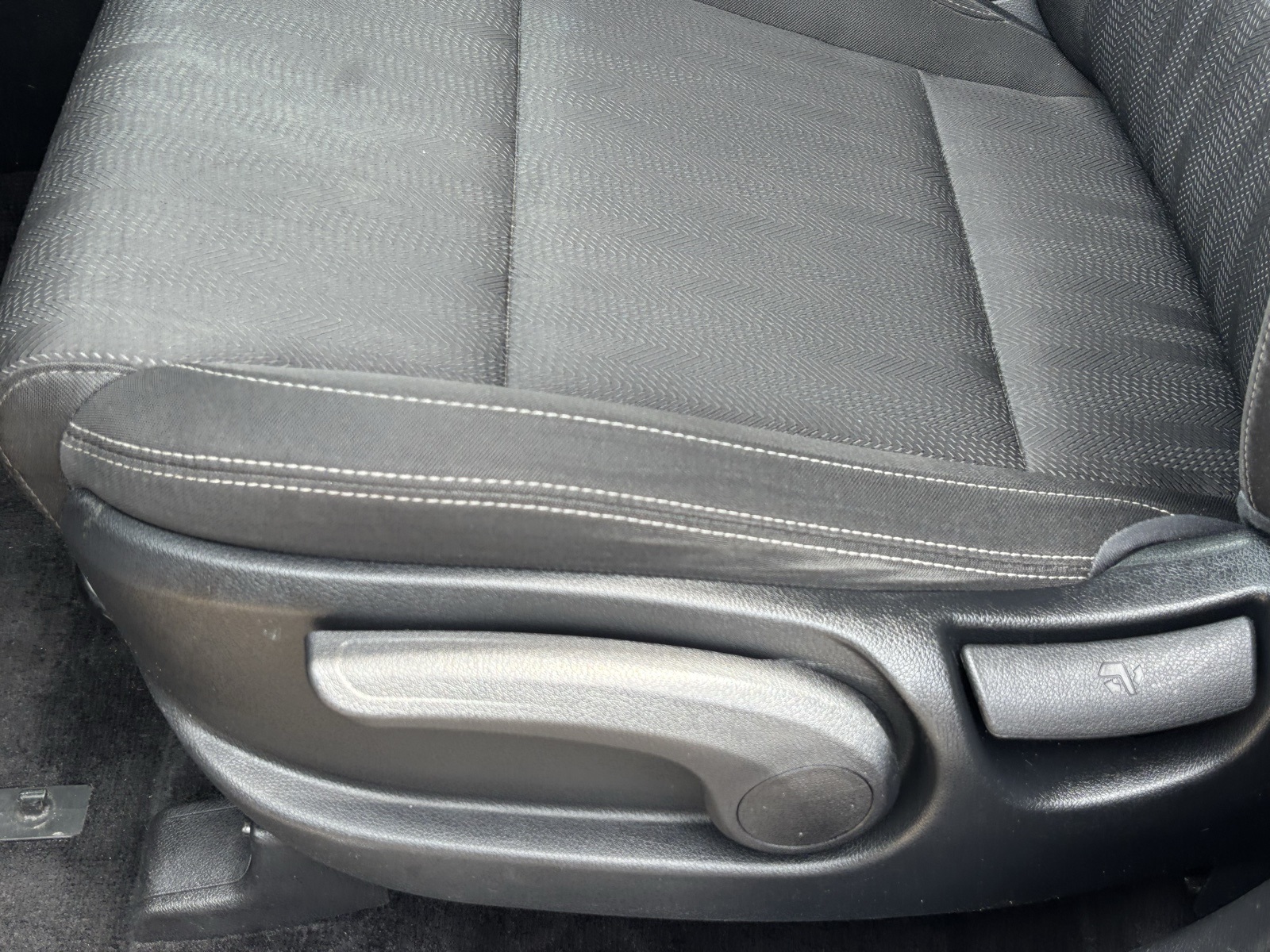 Vehicle image 25 of 25