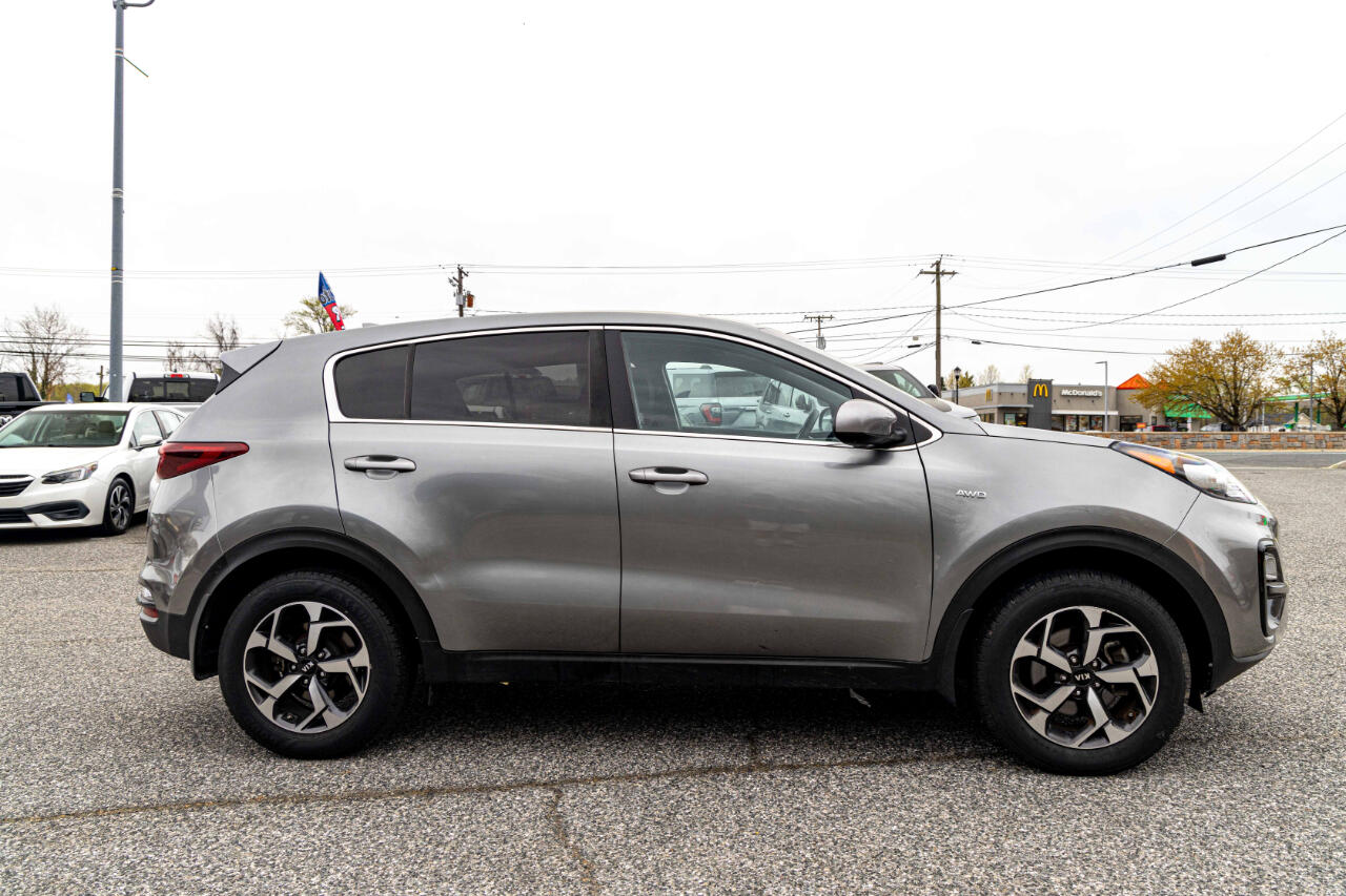 Vehicle image 5 of 24