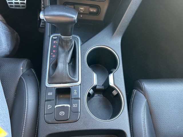 Vehicle image 33 of 56