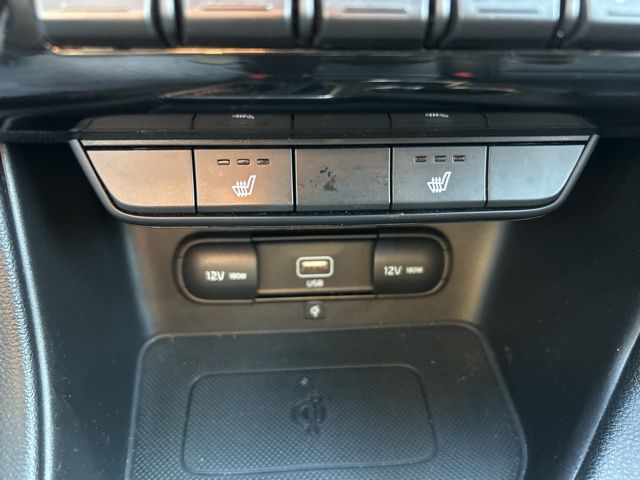 Vehicle image 27 of 56