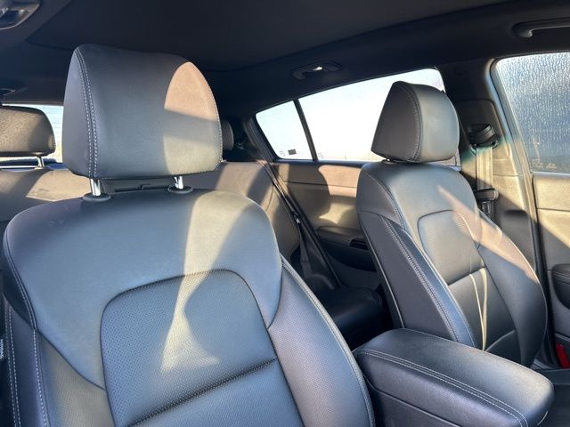 Vehicle image 52 of 56