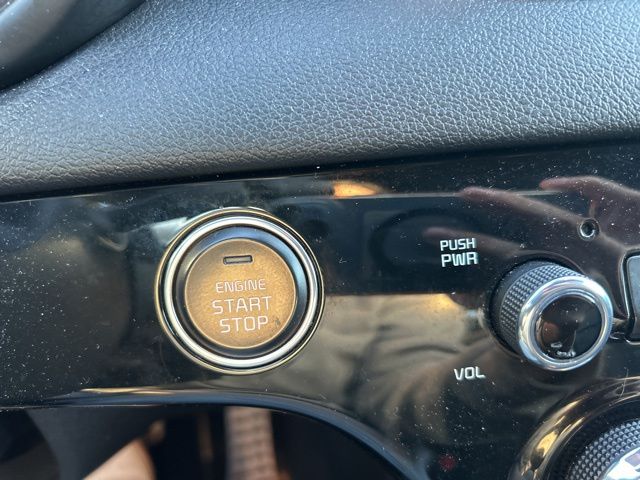 Vehicle image 26 of 56