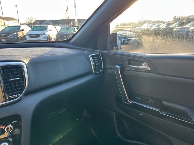 Vehicle image 34 of 56