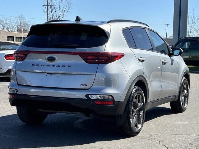 Vehicle image 12 of 48