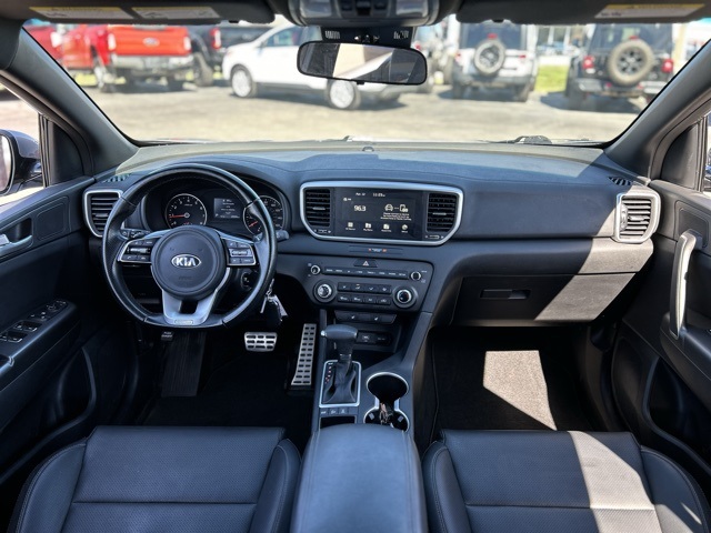 Vehicle image 14 of 48