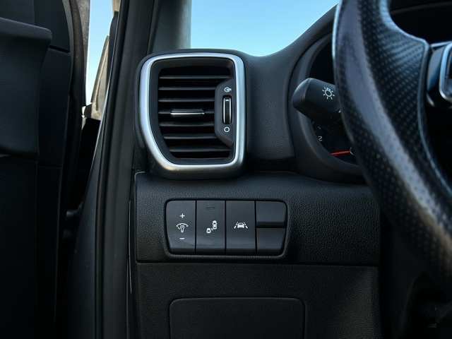 Vehicle image 24 of 48
