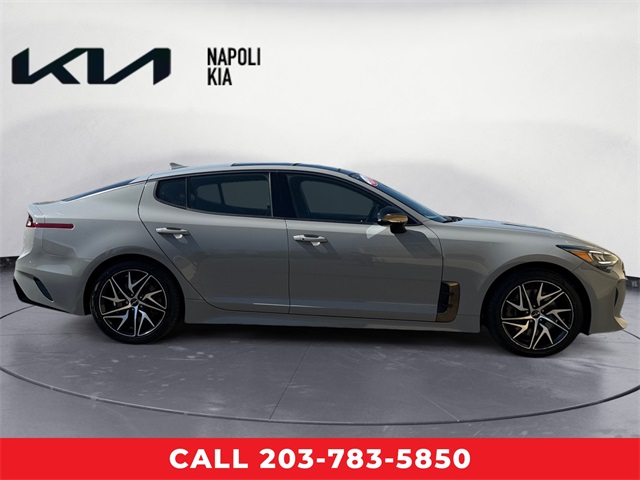 Vehicle image 4 of 27