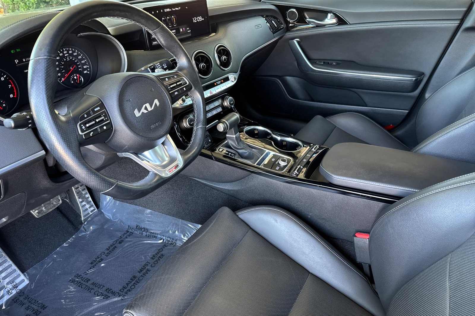 Vehicle image 9 of 61