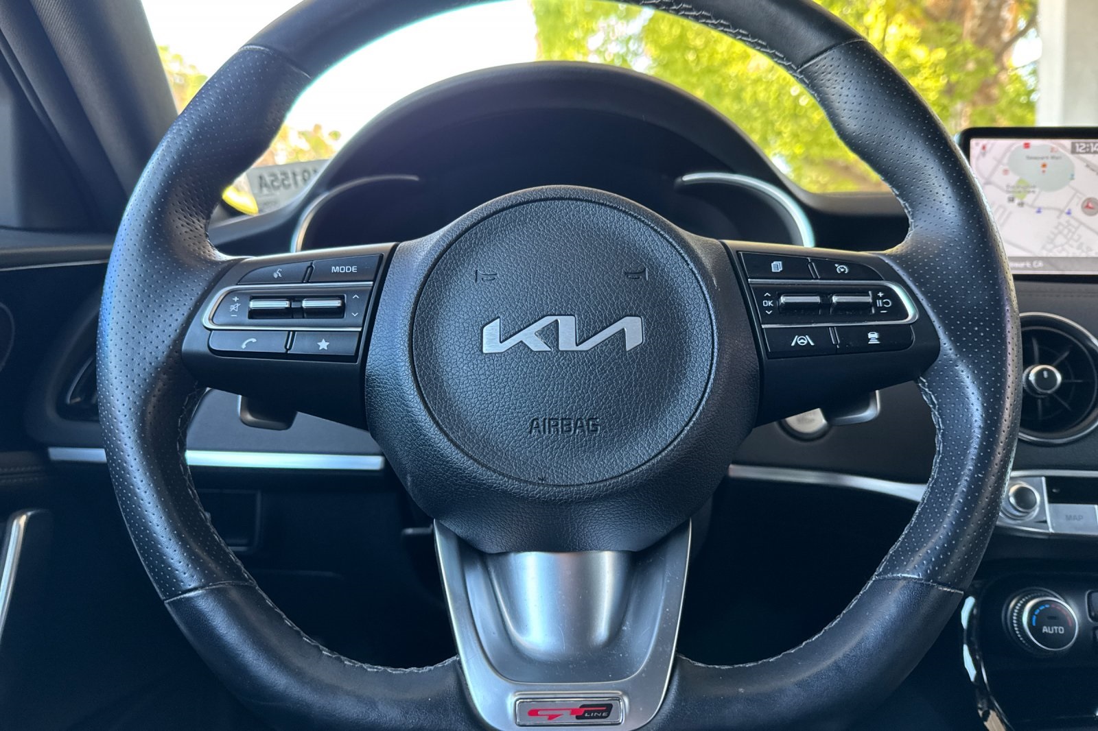 Vehicle image 34 of 61