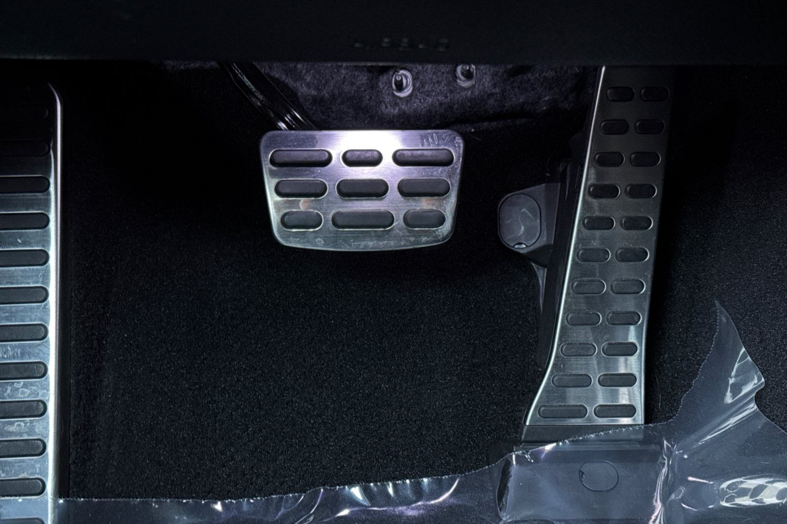 Vehicle image 44 of 61